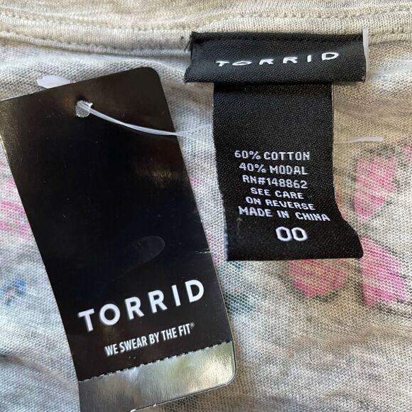 Torrid MULTI-COLOR BUTTERFLY PRINT KNIT POCKETTEE - Picture 5 of 5